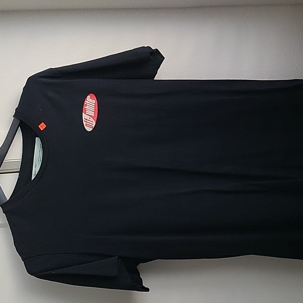 Men Off-white t-shirt